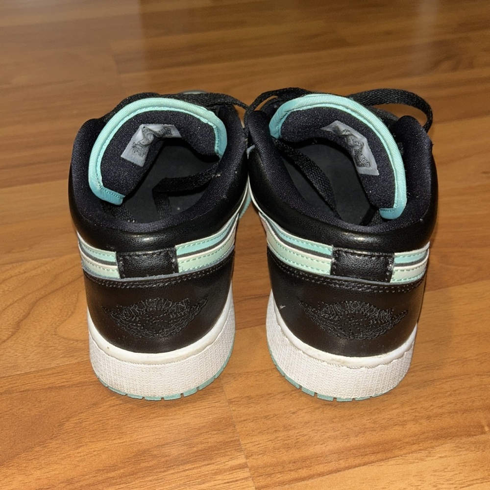 Jordan 1 - Picture 4 of 8
